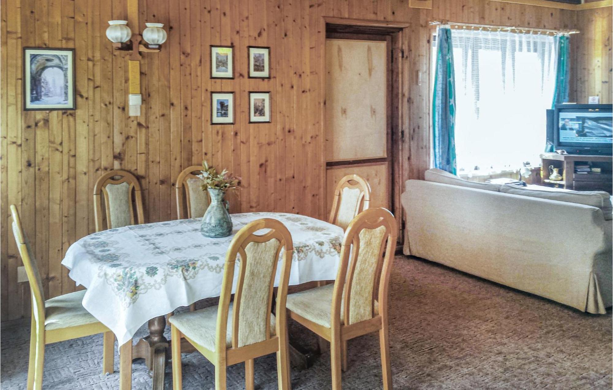 3 Bedroom Stunning Home In Dziemiany Esterno foto